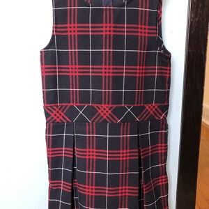 Size 6 plaid jumpers French Toast
